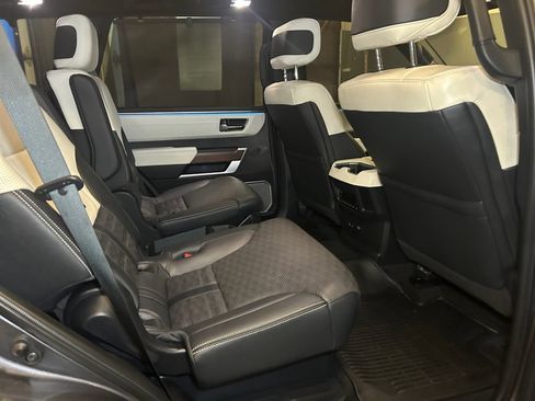 Used 2023 Toyota Sequoia 4WD image 20