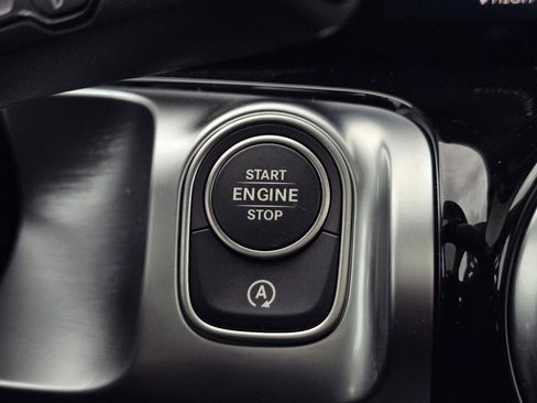 New 2026 Mercedes-Benz GLB 250 4MATIC image 33