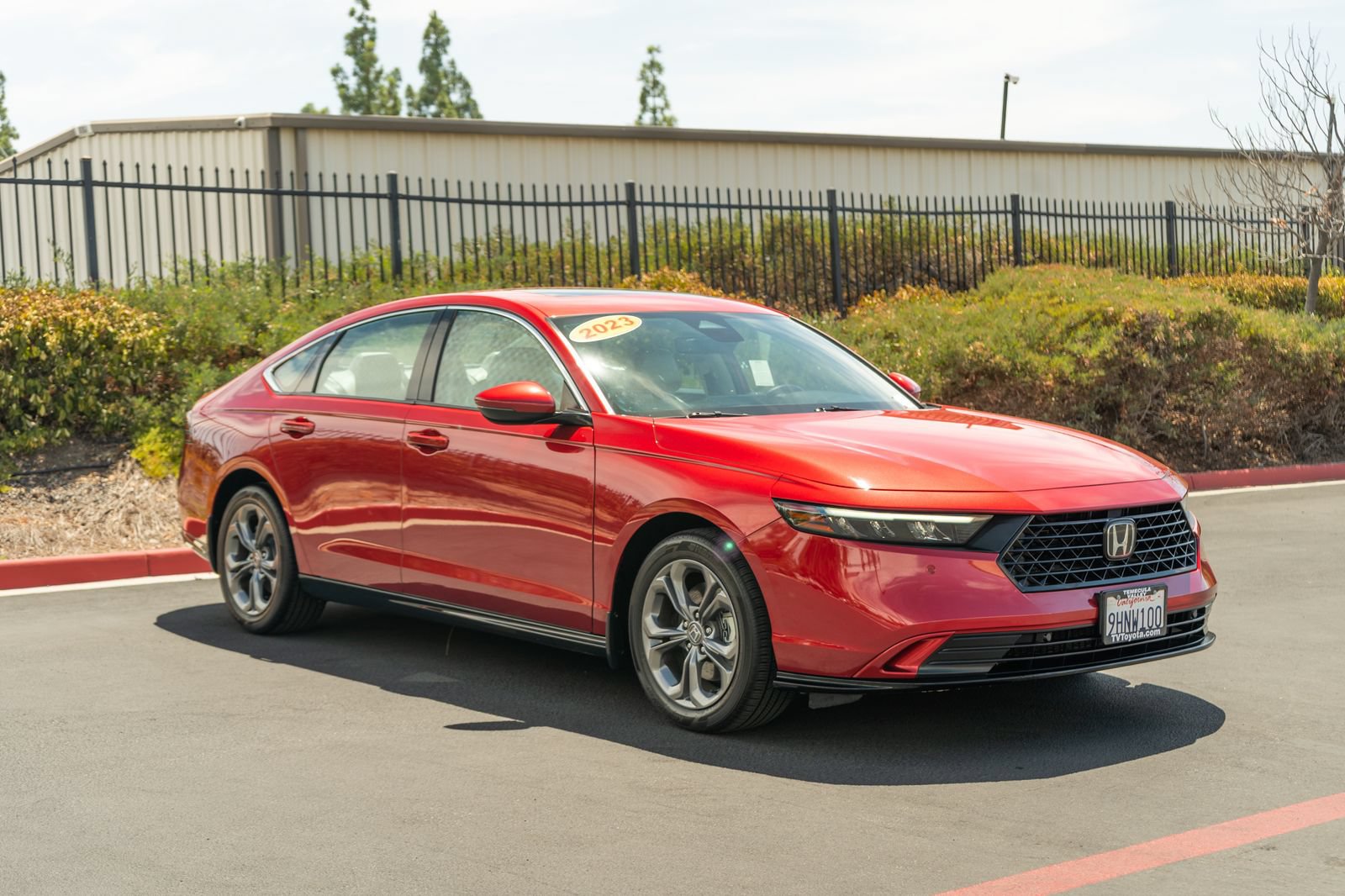 Used 2023 Honda Accord EX-L image 3