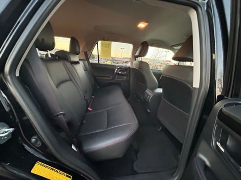 Used 2024 Toyota 4Runner TRD Off-Road Premium image 30