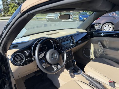 Used 2013 Volkswagen Beetle 2.5 FWD image 14