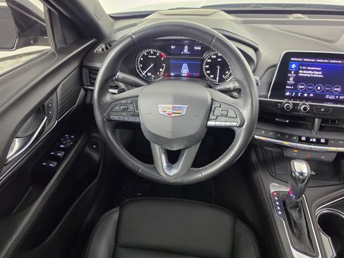 Used 2023 Cadillac CT4 Luxury RWD image 34