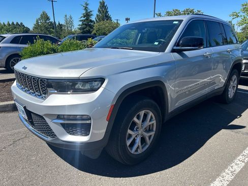 Used 2022 Jeep Grand Cherokee Limited AWD/4WD image 1