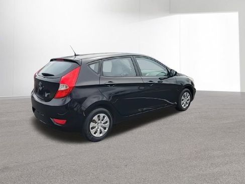 Used 2017 Hyundai Accent SE FWD image 9