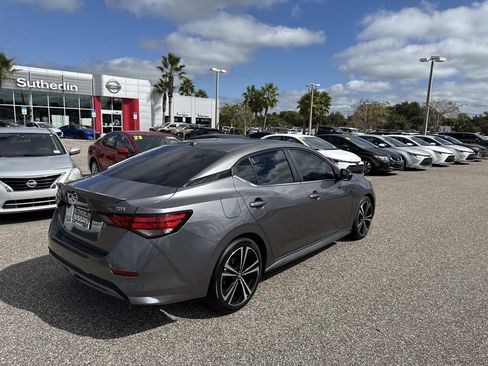 Certified 2023 Nissan Sentra SR w/ Trunk Package image 4