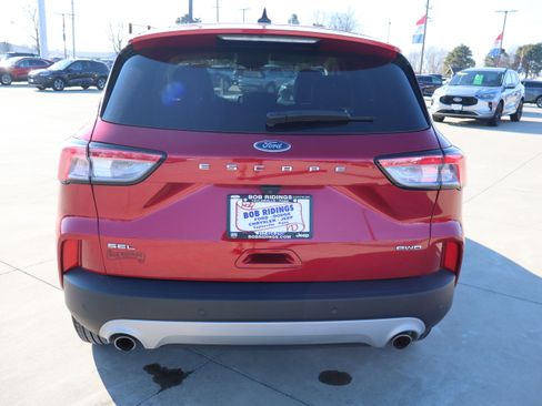Used 2022 Ford Escape SEL image 7