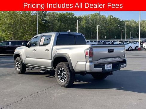 Certified 2022 Toyota Tacoma TRD Off-Road w/ TRD Premium Off Road Package AWD/4WD image 3