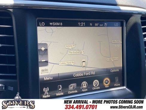 Used 2017 Jeep Grand Cherokee Overland w/ Jeep Active Safety Group AWD/4WD image 57