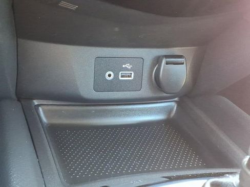 Used 2020 Nissan Rogue SV AWD/4WD image 21