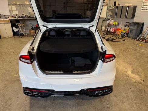 Used 2022 Kia Stinger GT-Line RWD image 32