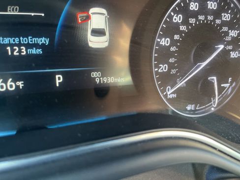 Used 2021 Toyota Avalon TRD image 3