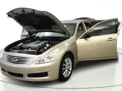 Used 2009 INFINITI G37 x Sedan w/ Premium Pkg AWD/4WD image 10