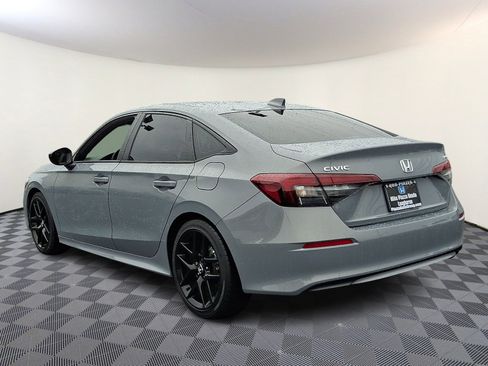 Used 2025 Honda Civic Sport image 5