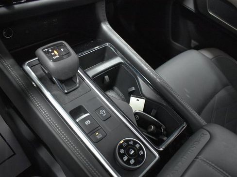 Certified 2024 Nissan Pathfinder Platinum w/ Cargo Package image 20