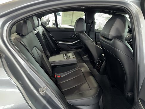 Used 2025 BMW 330i Sedan RWD image 12