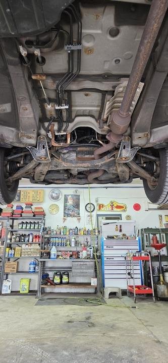 Used 2006 Toyota Highlander 2WD w/ Cold Weather Pkg image 37