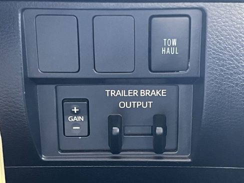 Used 2021 Toyota Tundra SR5 image 23