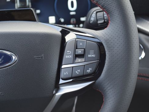 New 2026 Ford Explorer ST-Line w/ ST-Line Street Pack image 10