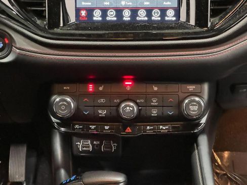 Used 2023 Dodge Durango GT image 17