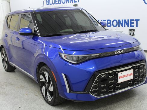 Used 2023 Kia Soul GT-Line w/ GT-Line Technology Package image 4