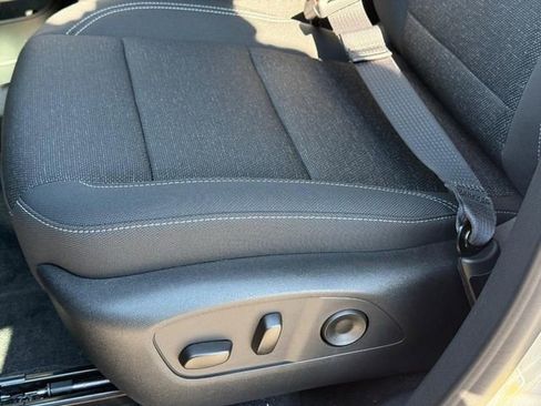 New 2026 Chevrolet Traverse LT w/ LPO, Floor Liner Package FWD image 18