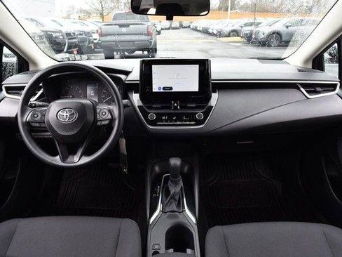 Used 2024 Toyota Corolla LE image 8