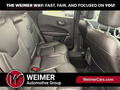 Used 2021 Jeep Compass Latitude w/ Sun and Sound Group AWD/4WD image 15