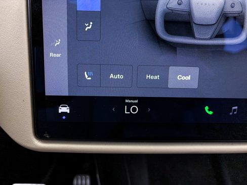 Used 2022 Tesla Model X AWD/4WD image 25