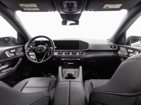 Used 2025 Mercedes-Benz GLE 450e 4MATIC w/ AMG Line Exterior image 28