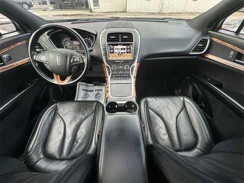 Used 2018 Lincoln MKX Reserve image 21