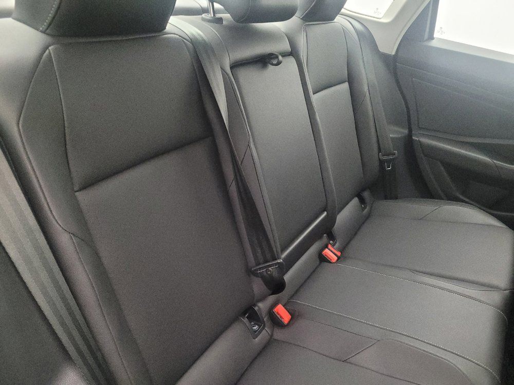 Used 2019 Volkswagen Jetta SE FWD image 19