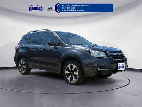 Used 2017 Subaru Forester 2.5i Premium w/ All-Weather Package AWD/4WD image 8