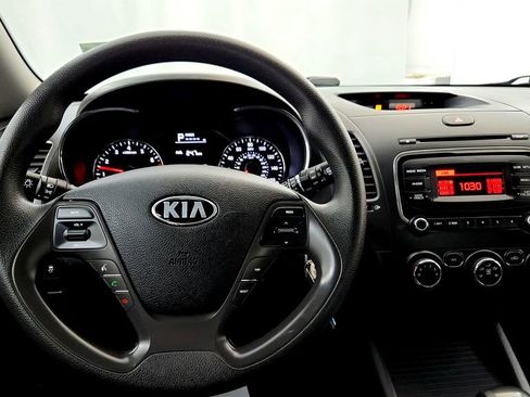 Used 2017 Kia Forte LX FWD image 26