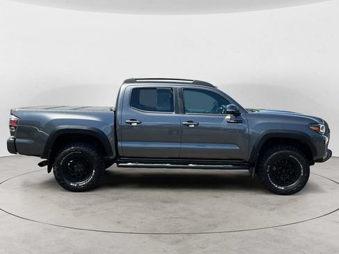 Used 2020 Toyota Tacoma TRD Pro AWD/4WD image 4