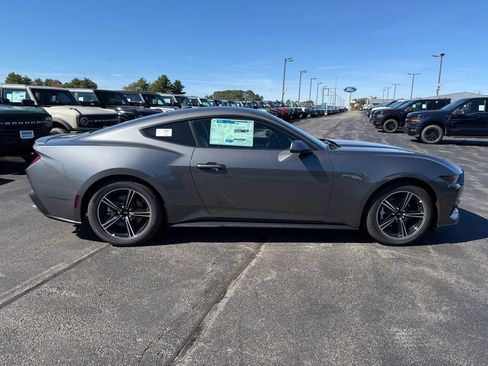 New 2025 Ford Mustang Premium image 5