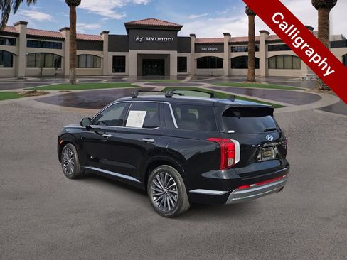 Certified 2024 Hyundai Palisade Calligraphy AWD/4WD image 6