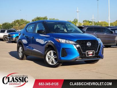 Used 2025 Nissan Kicks Play S