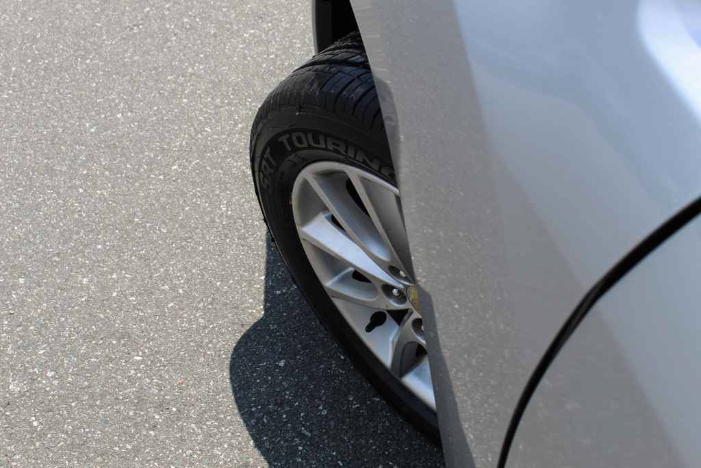Used 2014 Subaru Impreza 2.0i Premium AWD/4WD image 29