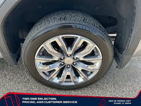 Used 2024 GMC Sierra 1500 Denali AWD/4WD image 9