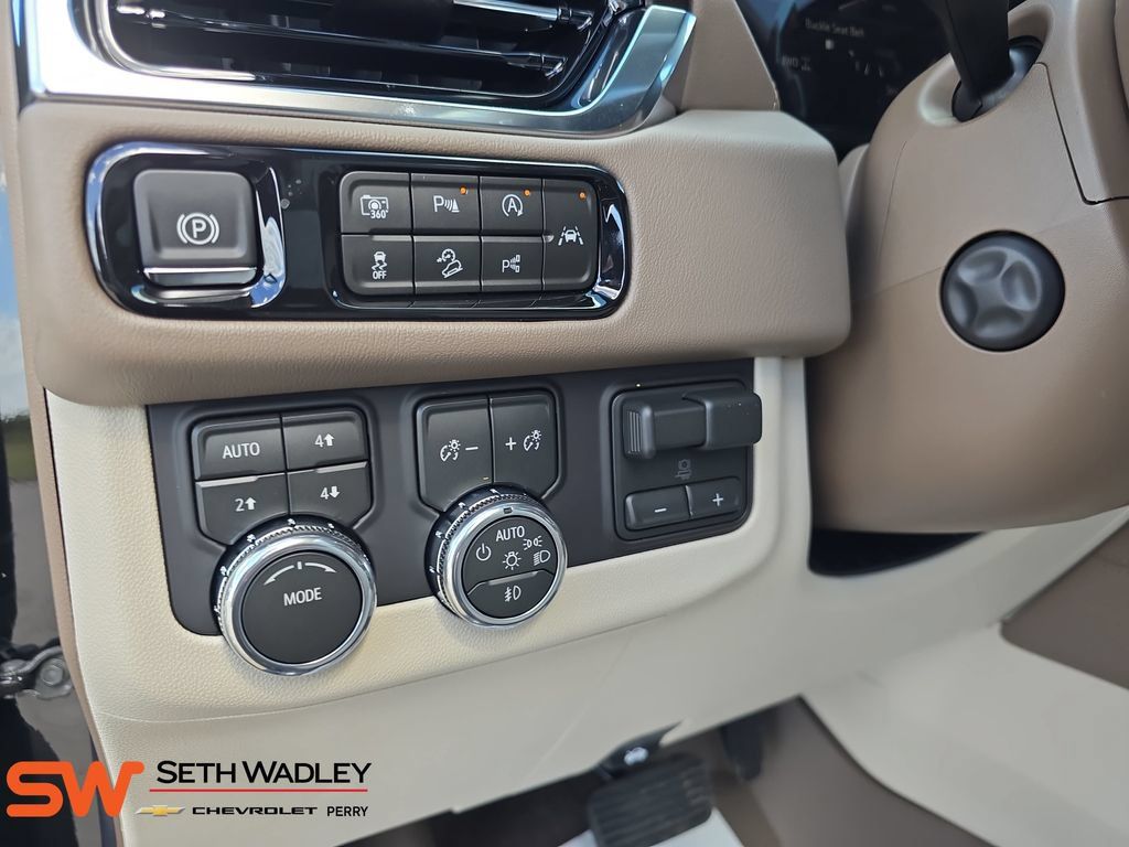 New 2026 GMC Yukon Denali w/ Denali Reserve Package AWD/4WD image 27