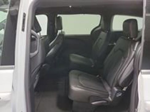 New 2026 Chrysler Voyager LX image 10