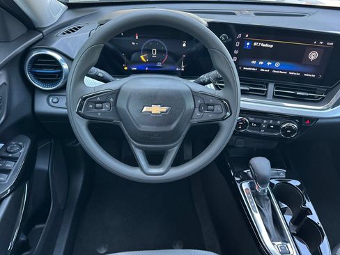 New 2026 Chevrolet Trax LT FWD image 14