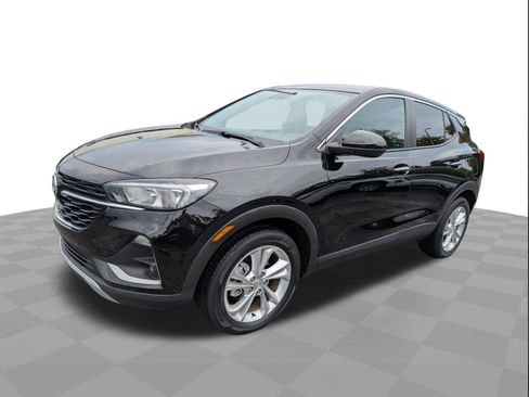 Certified 2023 Buick Encore GX Preferred w/ Cold Weather Comfort Package FWD image 8
