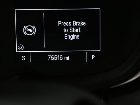 Used 2017 Chevrolet Trax LT w/ Sun & Sound Package AWD/4WD image 30