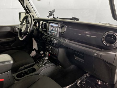 Used 2022 Jeep Gladiator Sport image 27