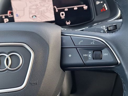 Used 2024 Audi Q7 3.0T Premium Plus AWD/4WD image 18