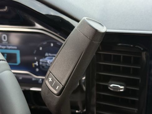 Certified 2024 Chevrolet Silverado 2500 LTZ w/ LTZ Convenience Package image 18