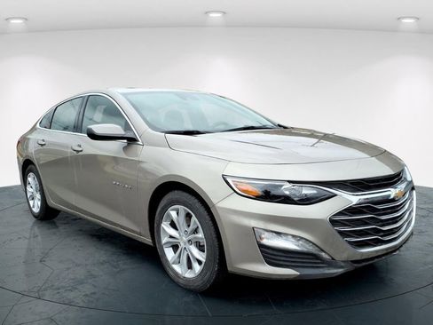 Used 2024 Chevrolet Malibu LT image 1