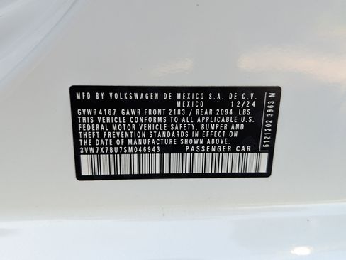 Used 2025 Volkswagen Jetta SE w/ Sunroof Package FWD image 37