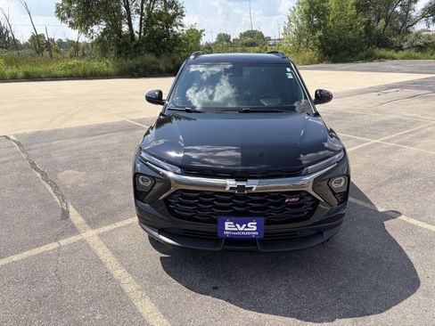 Used 2026 Chevrolet TrailBlazer RS w/ Driver Confidence Package FWD image 2